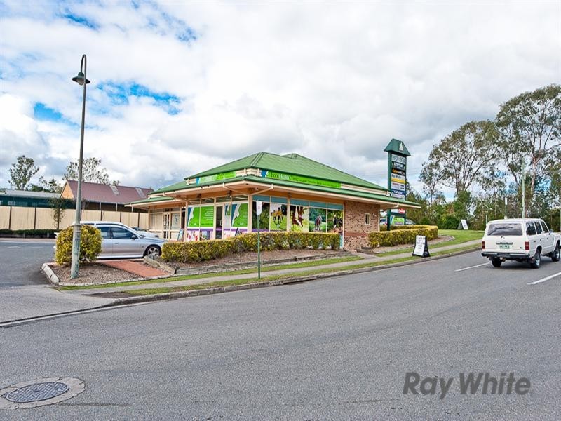 4 Mary Ring Drive, Samford Village QLD 4520