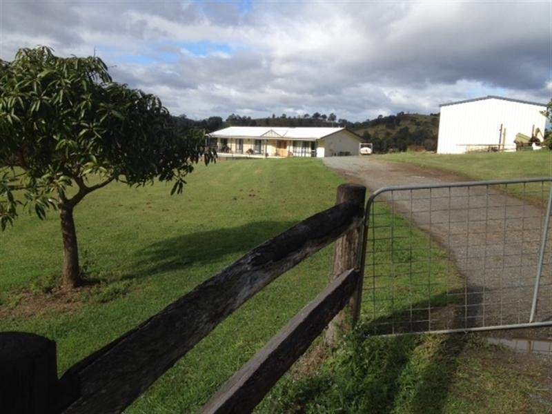 9 TAMARIND Court, Dayboro QLD 4521