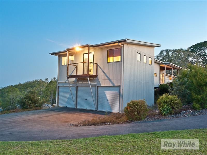 9 GRAND VIEW Drive, Ocean View QLD 4521