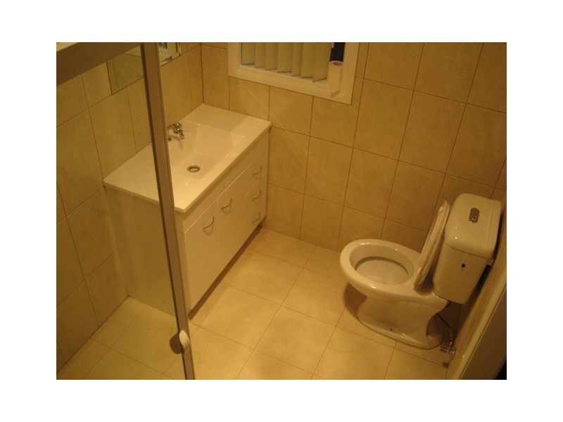 3 Melrose Avenue, Clearview SA 5085