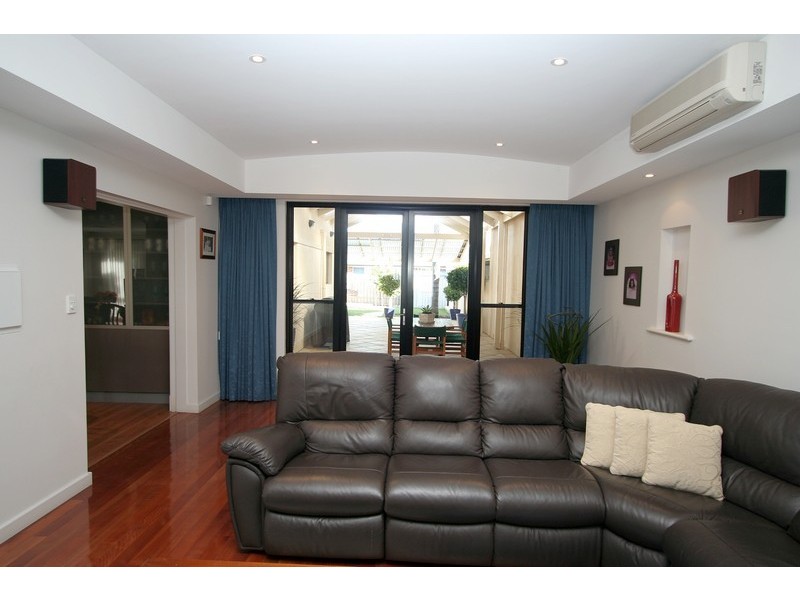 8 Gosford Street, Hectorville SA 5073