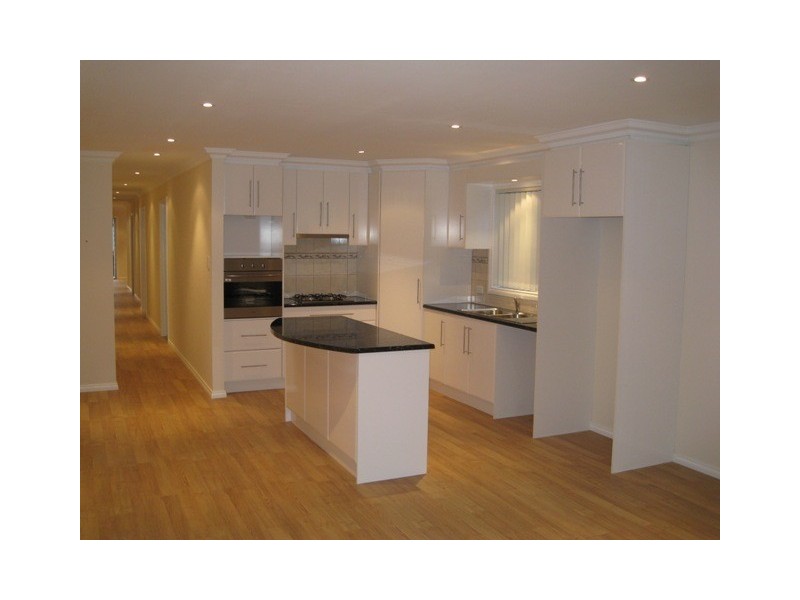 3 Melrose Avenue, Clearview SA 5085