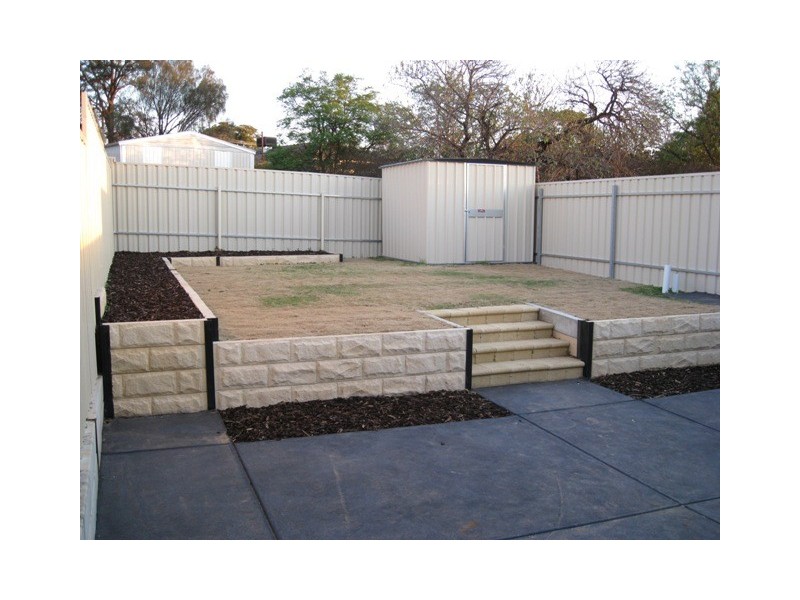 3 Melrose Avenue, Clearview SA 5085