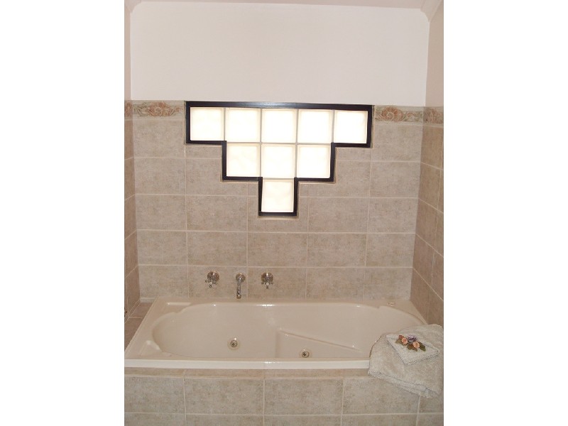 16 Claremont Road, Golden Grove SA 5125