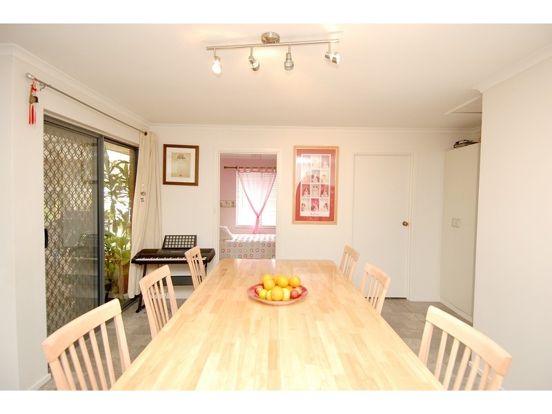 2 Alderman Avenue, Pennington SA 5013