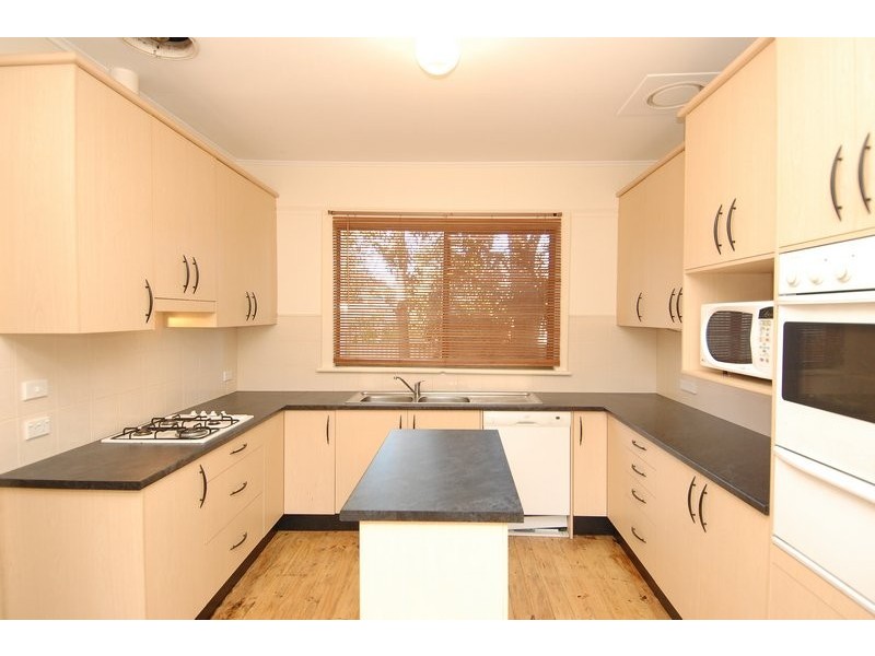 17 Dale Avenue, Ridgehaven SA 5097