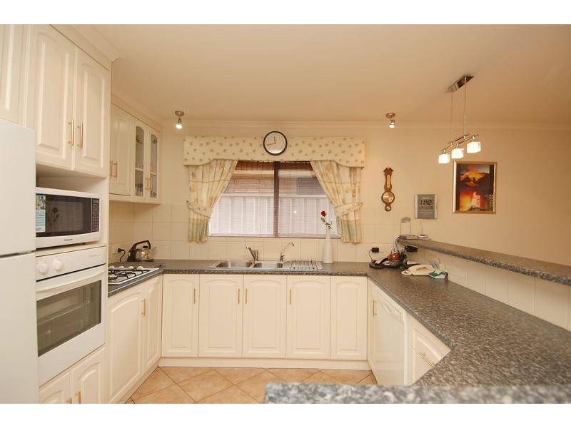 20 Moorfield Terrace, Allenby Gardens SA 5009