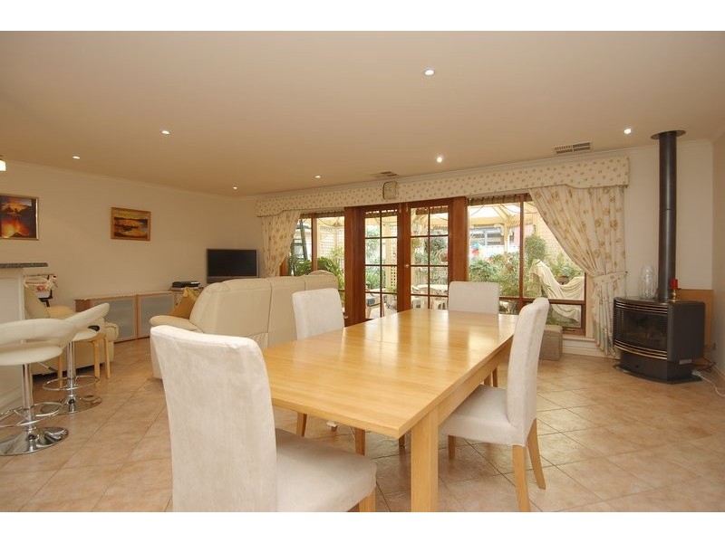 20 Moorfield Terrace, Allenby Gardens SA 5009