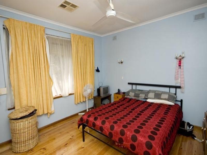 19 Hazel Grove, Ridgehaven SA 5097