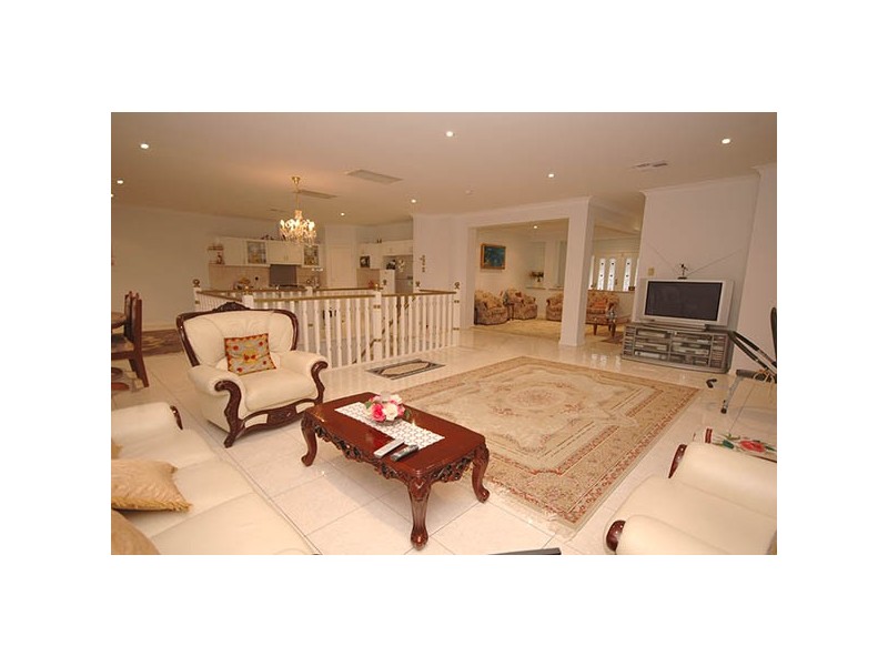 31 Reordan Drive, Greenwith SA 5125