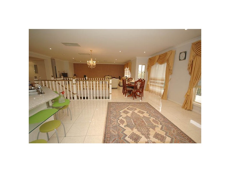 31 Reordan Drive, Greenwith SA 5125