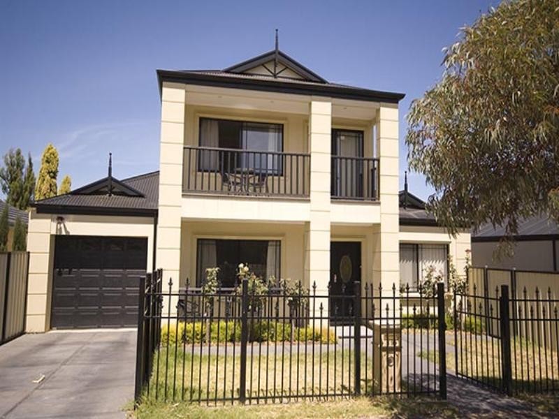 12 Maidos Grove, Valley View SA 5093
