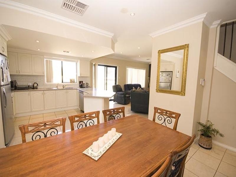 12 Maidos Grove, Valley View SA 5093