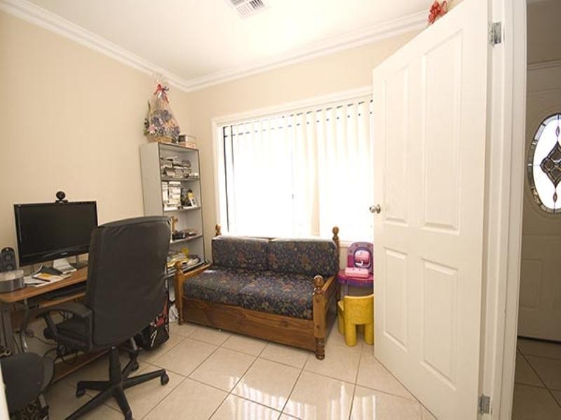 12 Maidos Grove, Valley View SA 5093