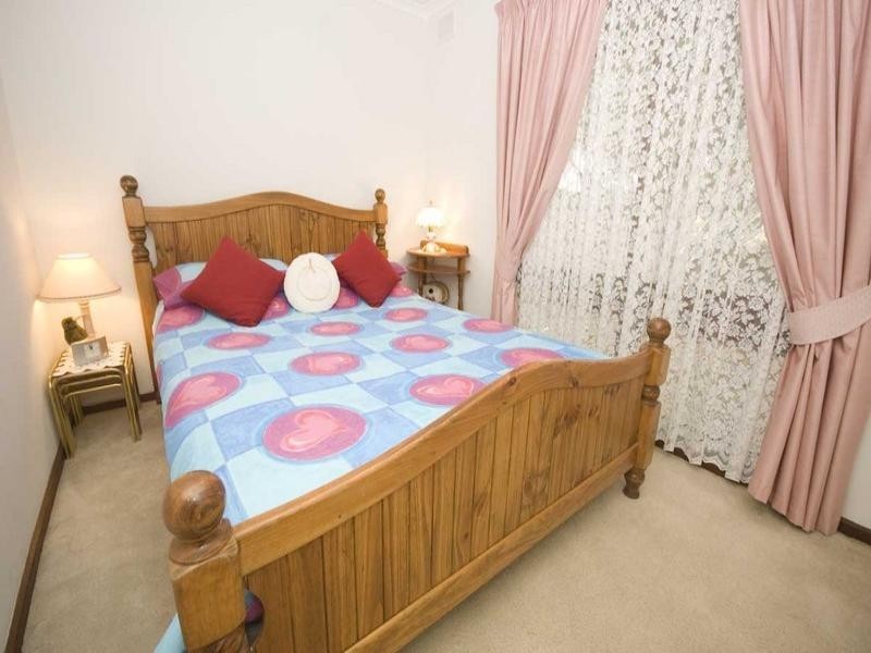 28 Harrow Road, Para Hills West SA 5096