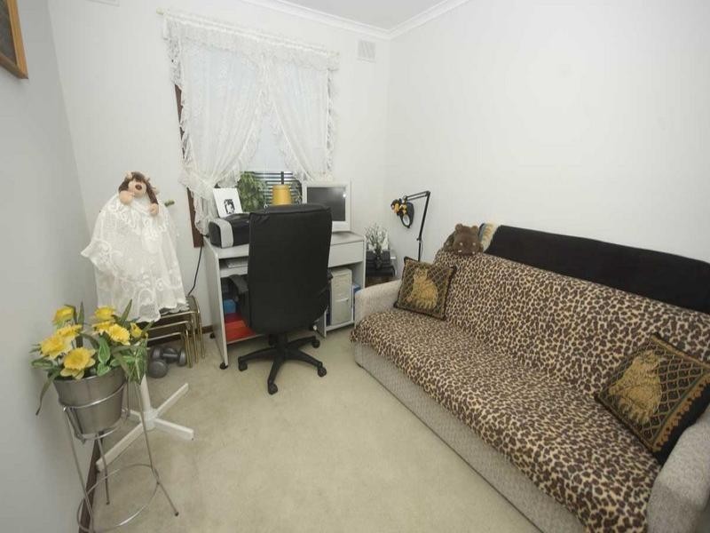 28 Harrow Road, Para Hills West SA 5096