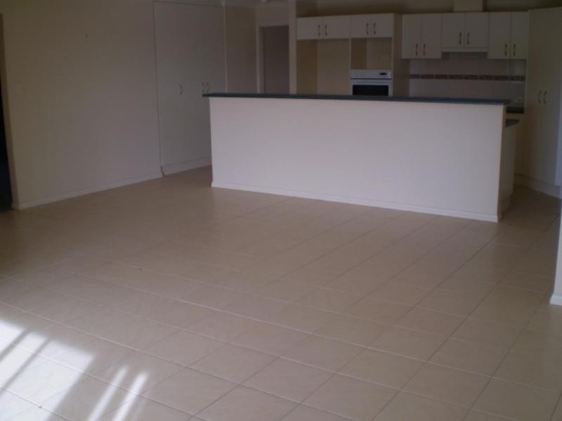 18 River Walk, Walkley Heights SA 5098