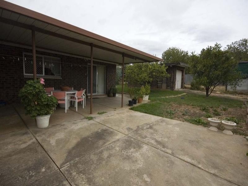 1 Burri Street, Ingle Farm SA 5098