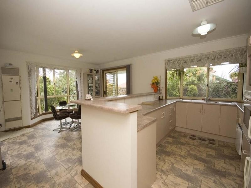 13 Elmwood Rise, Golden Grove SA 5125