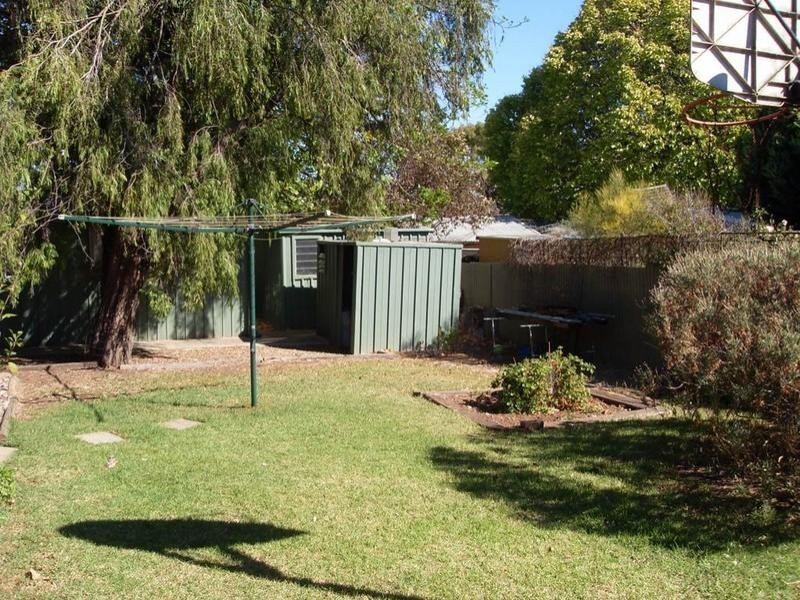 1 Summit Street, Surrey Downs SA 5126