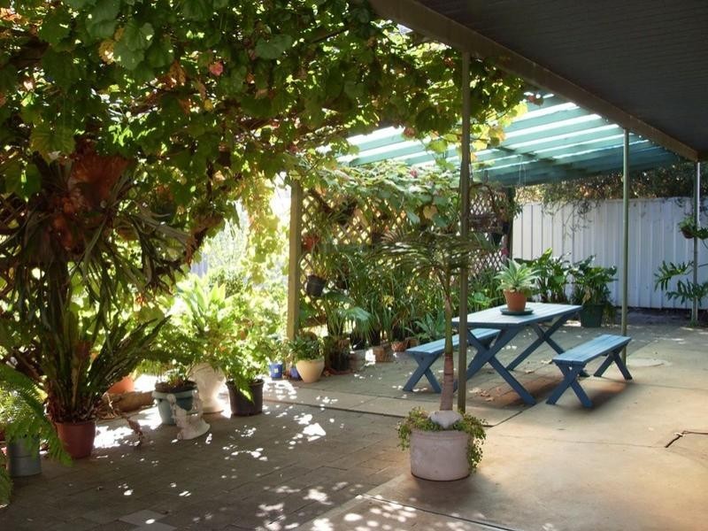 1 Summit Street, Surrey Downs SA 5126