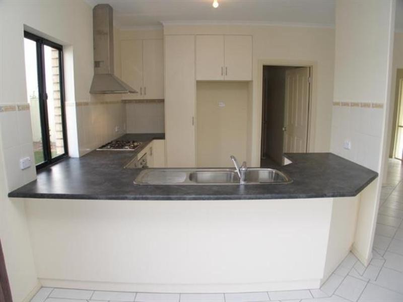 42 Athol Avenue, Blair Athol SA 5084