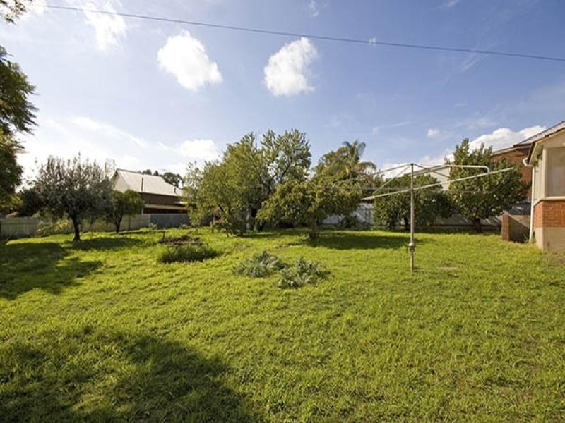 12 Redin Street, Prospect SA 5082