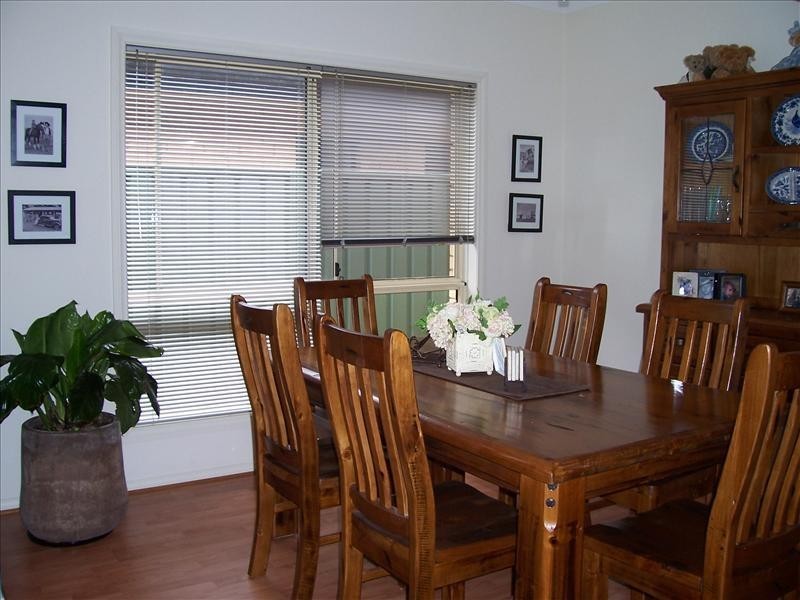 8 Plover Street, Mawson Lakes SA 5095