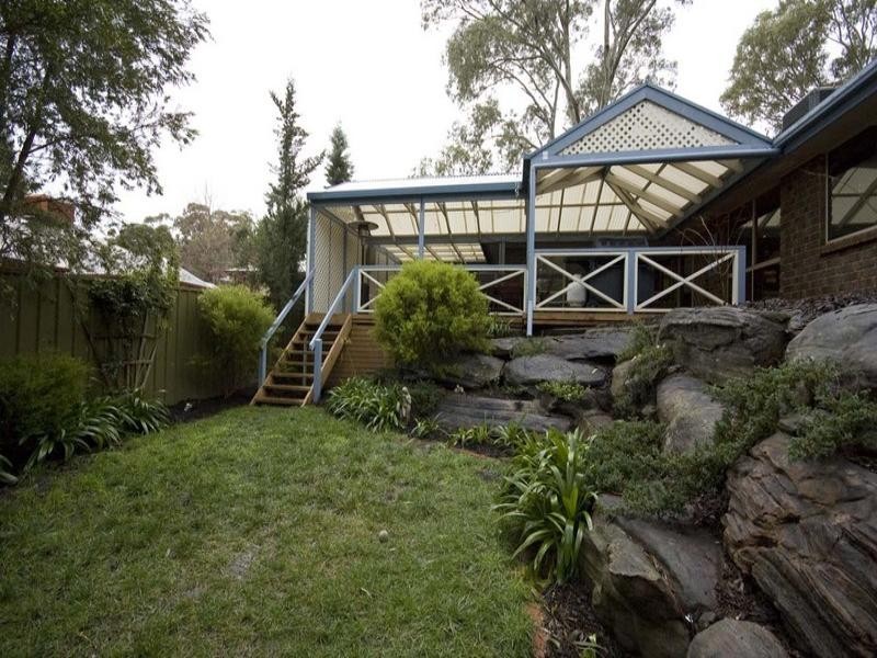 11 Whistler Grove, Flagstaff Hill SA 5159