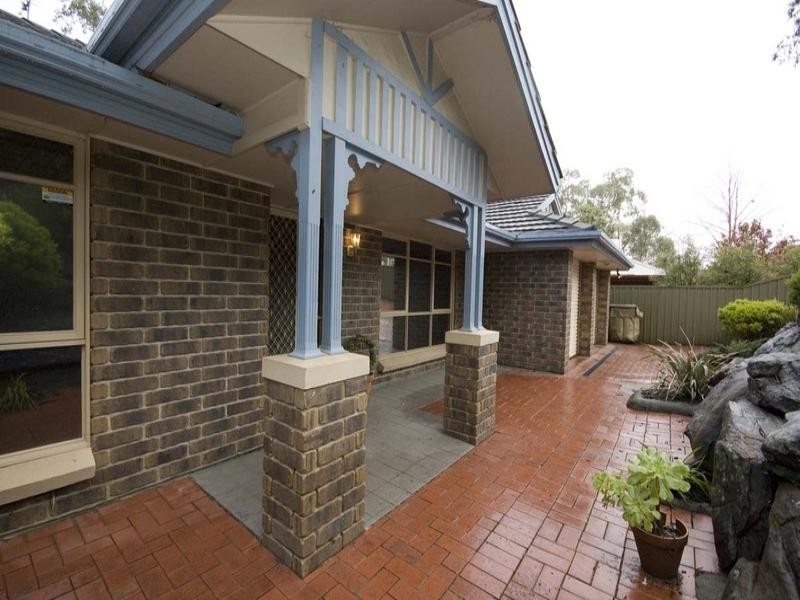 11 Whistler Grove, Flagstaff Hill SA 5159