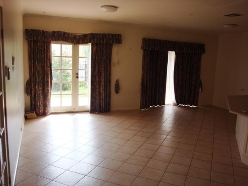 174 Mawson Lakes Boulevard, Mawson Lakes SA 5095