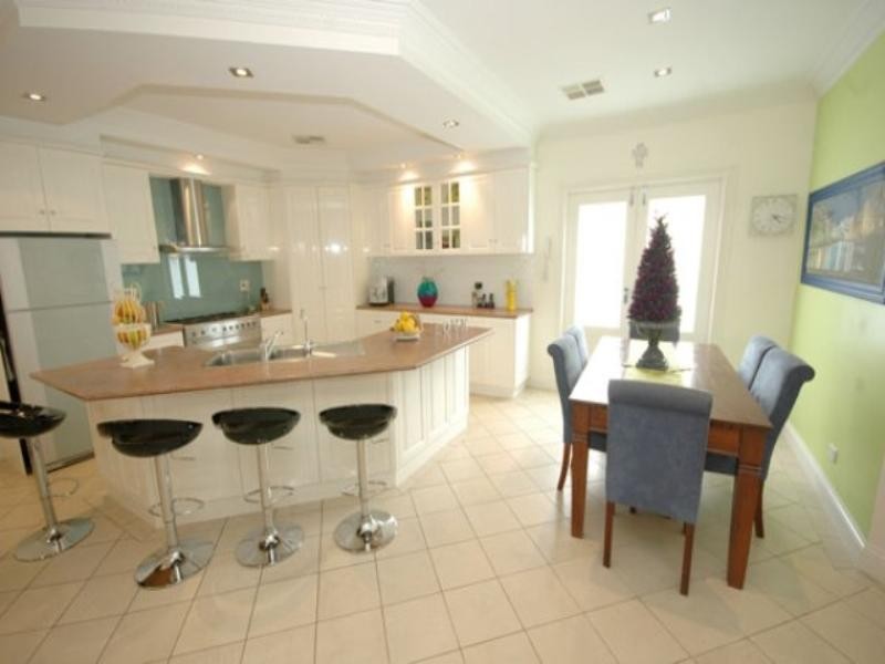 10 York Avenue East, Fulham Gardens SA 5024