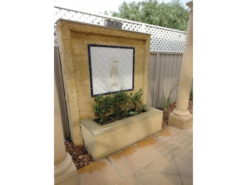 10 York Avenue East, Fulham Gardens SA 5024