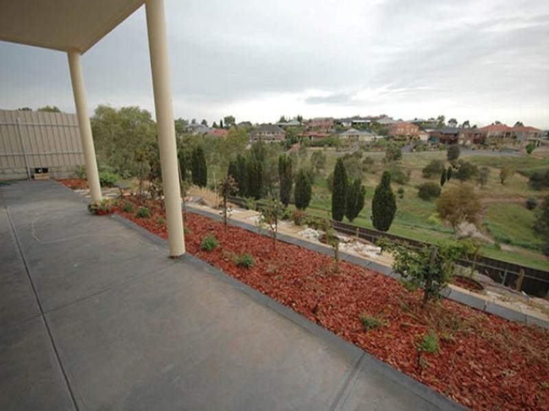 31 Reordan Drive, Greenwith SA 5125