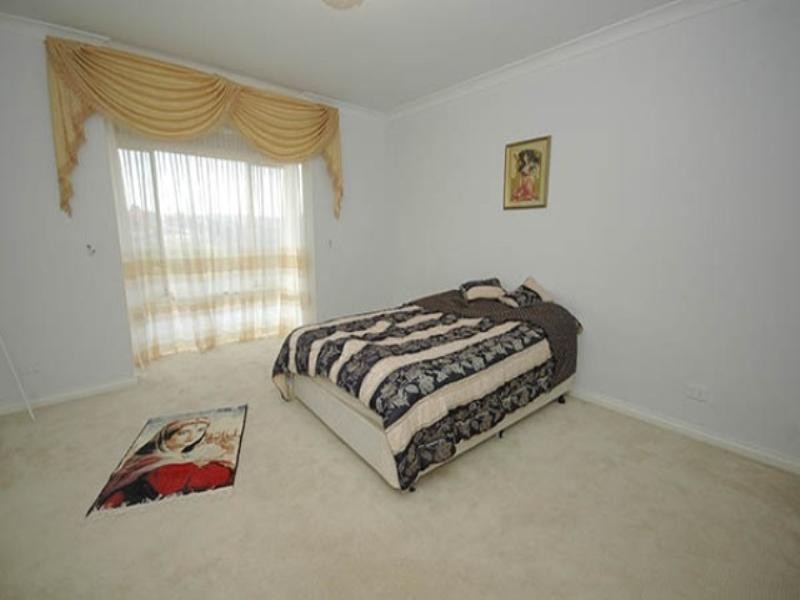 31 Reordan Drive, Greenwith SA 5125