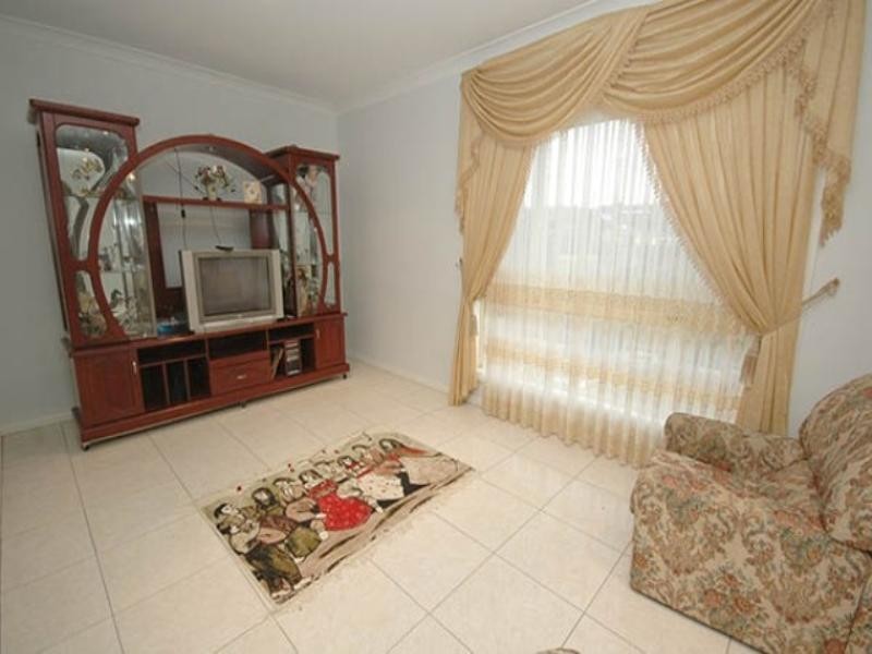 31 Reordan Drive, Greenwith SA 5125