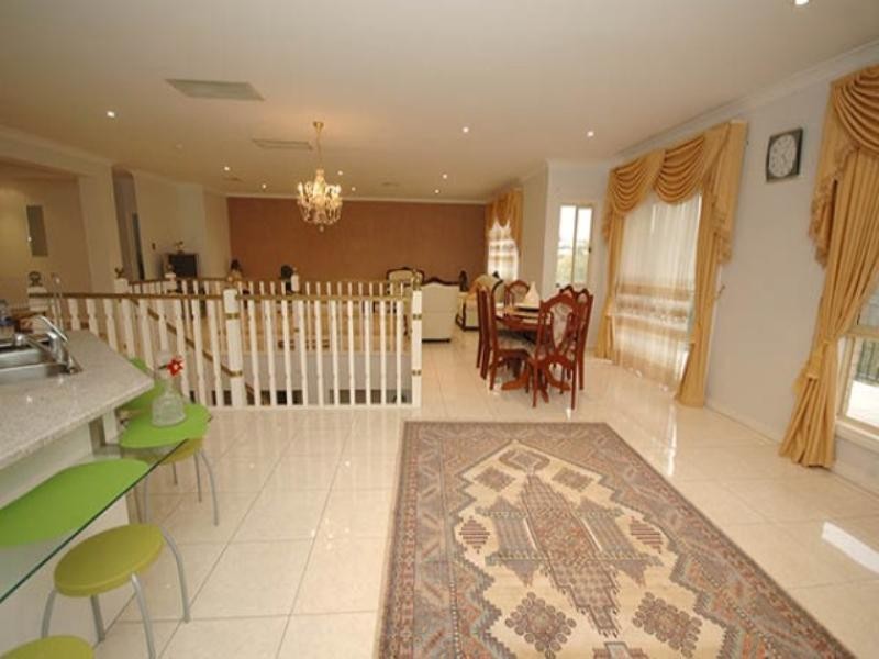 31 Reordan Drive, Greenwith SA 5125