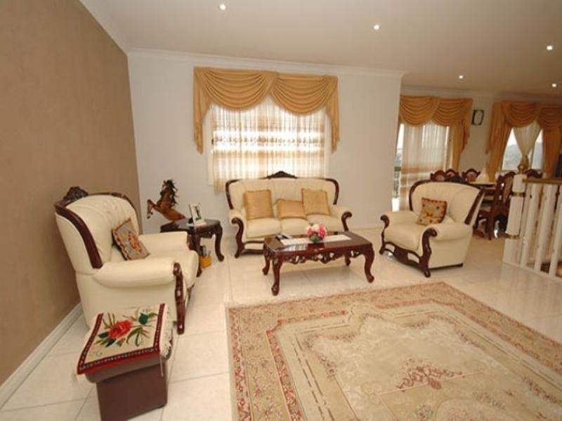 31 Reordan Drive, Greenwith SA 5125