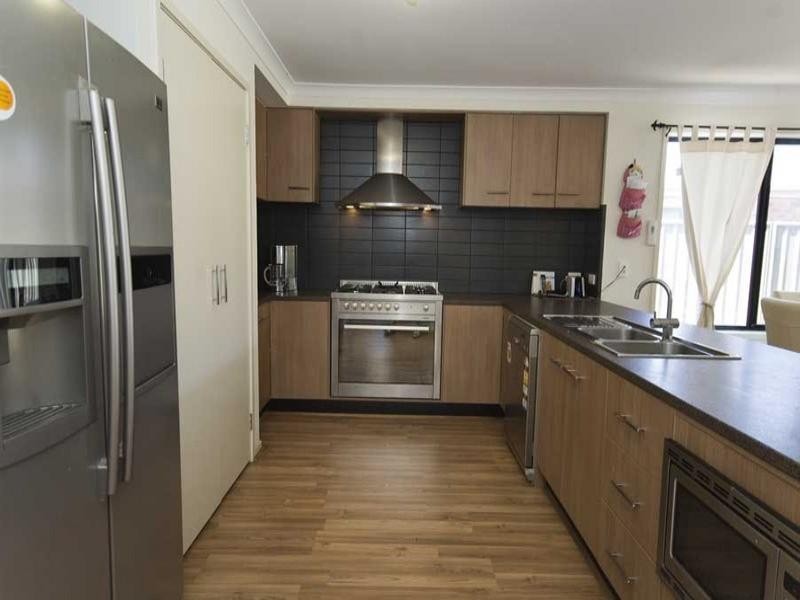 24 Wattlebird Drive, Burton SA 5110