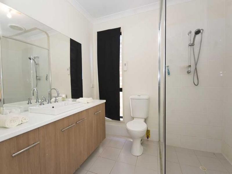 24 Wattlebird Drive, Burton SA 5110
