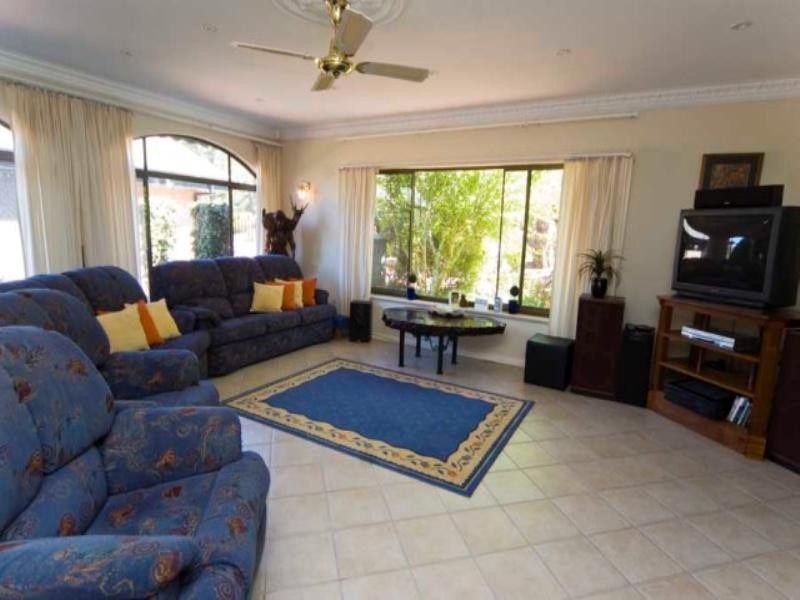 16 Hilltop Drive, Upper Sturt SA 5156