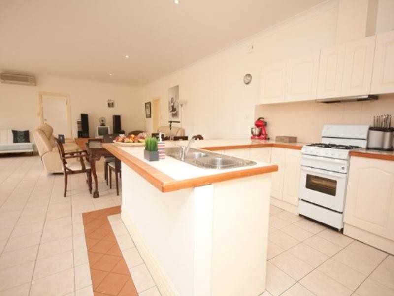 33-35 Cobbler Drive, Greenwith SA 5125