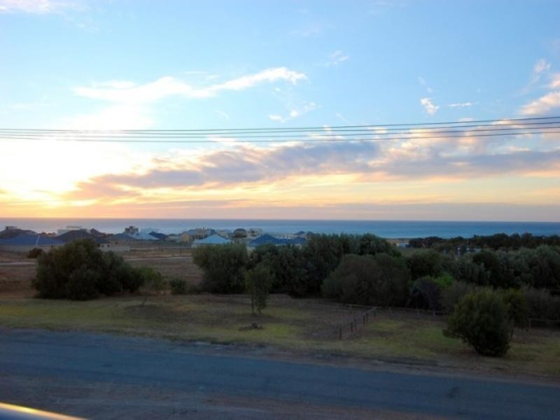 8 Riviera Road, Sellicks Beach SA 5174