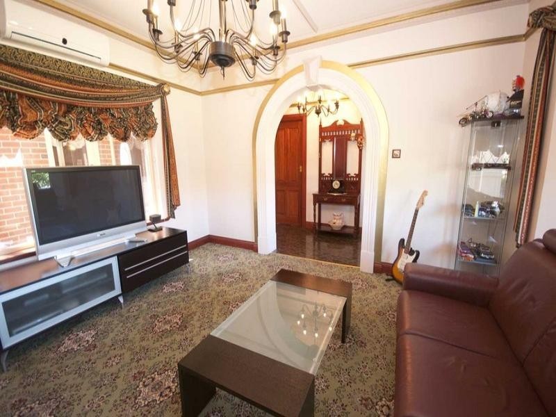 2 Wychwood Court, Findon SA 5023