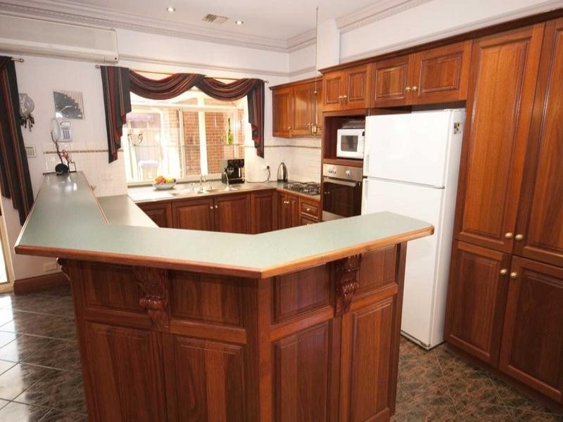 2 Wychwood Court, Findon SA 5023