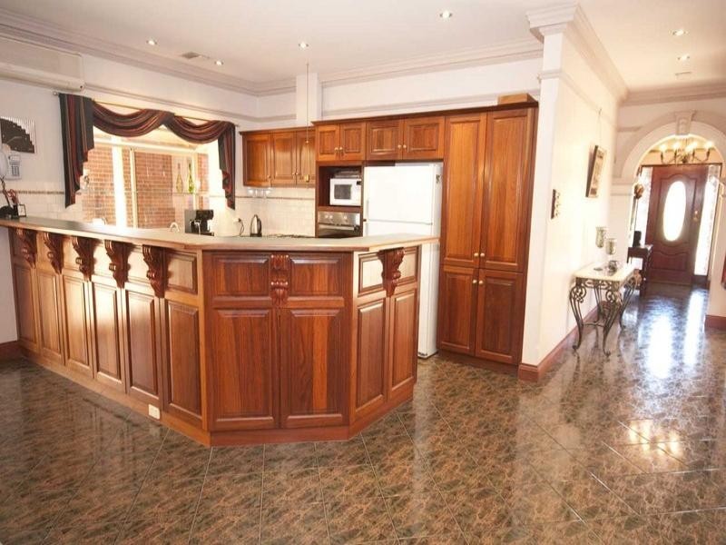 2 Wychwood Court, Findon SA 5023