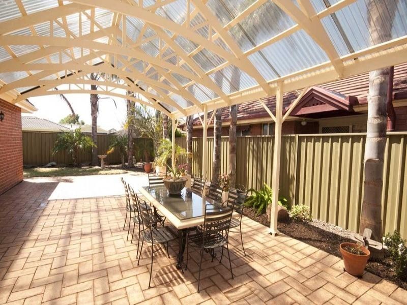 2 Wychwood Court, Findon SA 5023