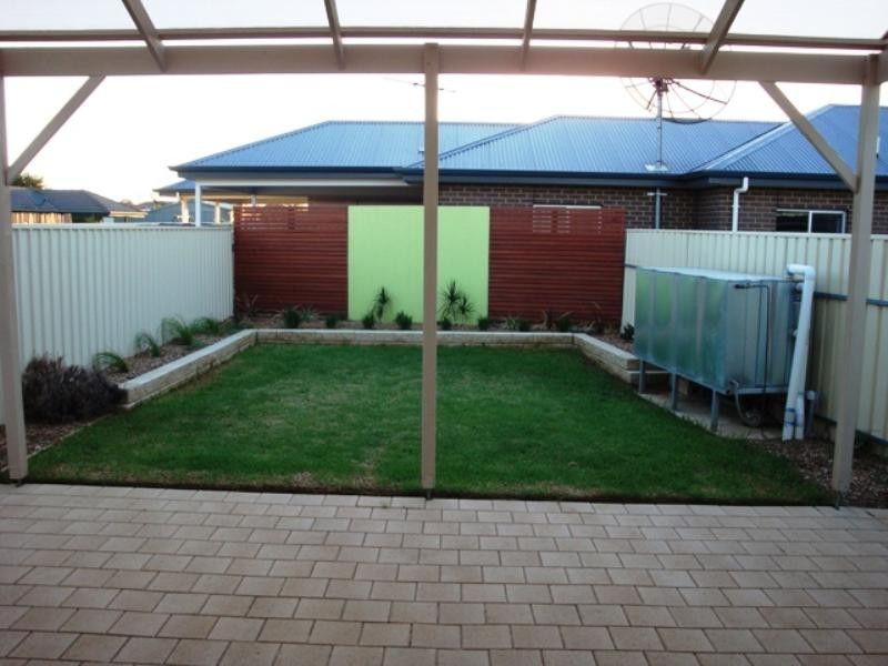 16 Drummond Avenue, Findon SA 5023