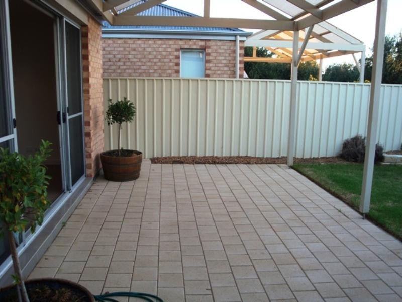 16 Drummond Avenue, Findon SA 5023