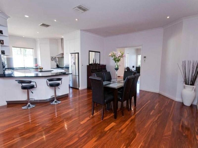 7 Ridgefield Avenue, Paradise SA 5075